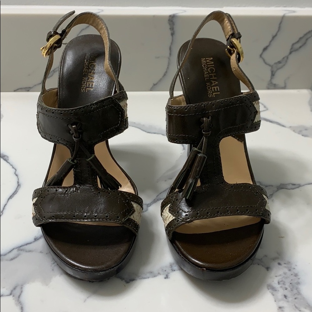 MICHAEL Michael Kors Sandals (Vero Cucio)